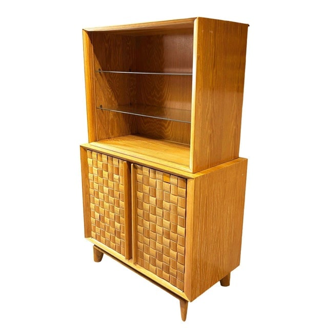Mid Century Modern Bleached Oak Basket Weave China Cabinet by Paul Laszlo for Brown Saltman - 3