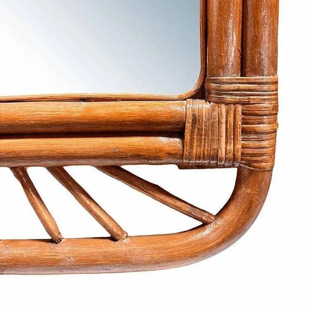 1950s Restored Single-Strand Rounded Rattan Wall Mirror With Stick Reed Rattan - 6