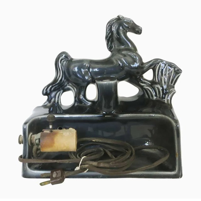 Mid-Century Prancing Horse Tv Lamp - 4