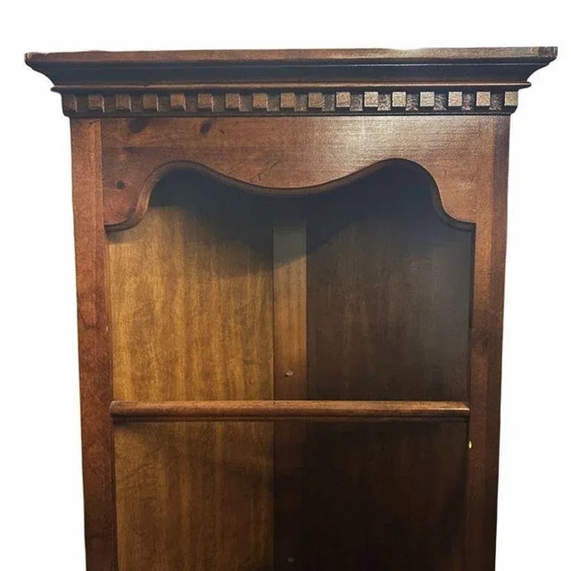 1960s Colonial Style 4 Tier Oak Cupboard Corner Display Cabinet W/ Light - 6