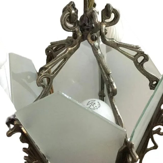 Art Deco Slat Glass Chandelier With Geometric Details - 7
