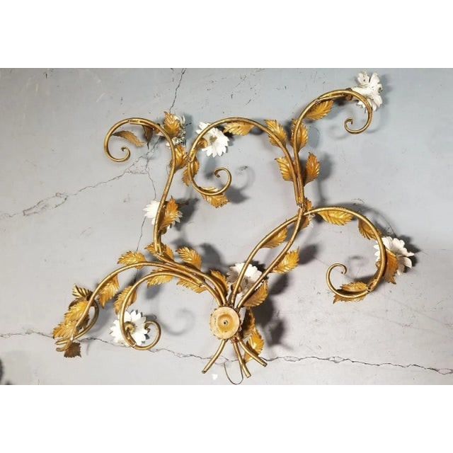 Mid Century Italian Tole Brass Floral Wall Sconce Sculpture - 3