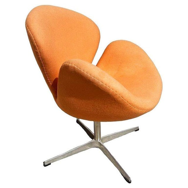 Punmkin Orange Swan Chair in the Style of Arne Jacobsen - 5