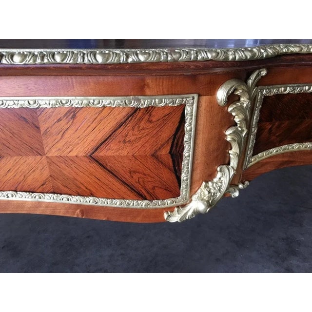 1950s Louis XV Rococo Mahogany, Satinwood & Bureau Plat Executive Writing Desk - 8