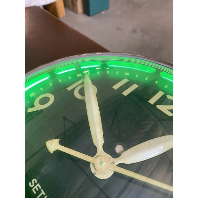 Chrome Art Deco "Chrono-Lite-12" 16" Commercial Neon Wall Clock by Seth Thomas, Circa 1940 - 7