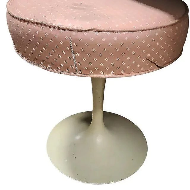 1950s Mid-Century Pink Seat Tulip Vanity Stool - 3