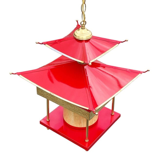 1950s Mid-Century Modern Pagoda Enameled Red Metal & Gold-Tone Tole Chinoiserie Chandelier - 2