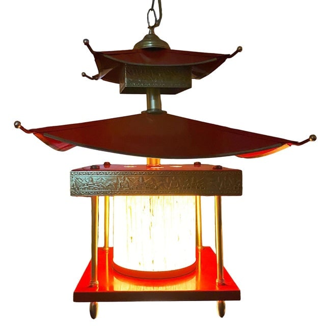 1950s Mid-Century Modern Pagoda Enameled Red Metal & Gold-Tone Tole Chinoiserie Chandelier - 8