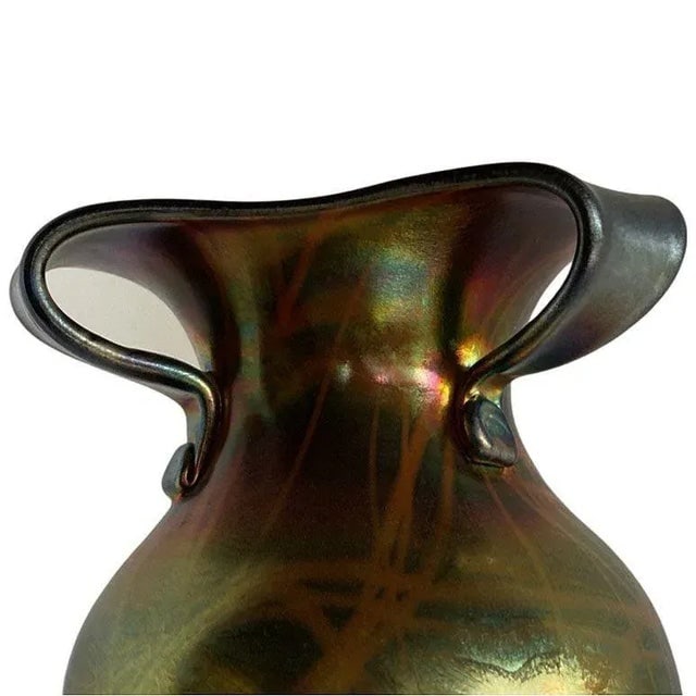 Early 20th Iridescent Handblown Heart & Vine Vase Set by Imperial - 5