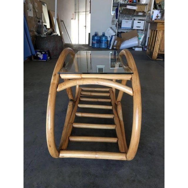 1950s Restored Single-Strand Glass Top "Grasshopper" Rattan Side Table - 6