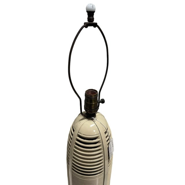 Mitchell "Lumitone" Streamline Art Deco Bakelite Am Radio Table Lamp, 1941 - 4