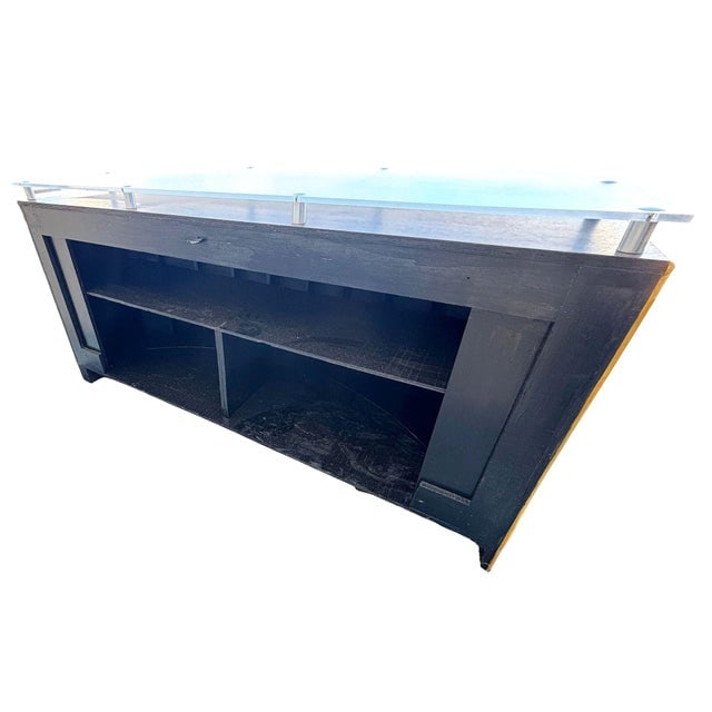 1990s Postmodern Dry Bar W/ Plexiglass Top & Rattan Borders - 7