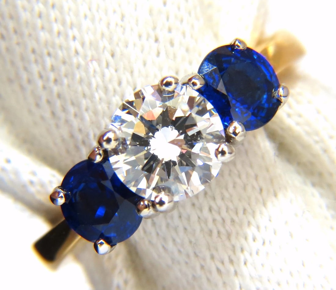 GIA 2.57CT NATURAL ROUND BRILLIANT DIAMOND RING CLASSIC THREE SAPPHIRE*v - 7