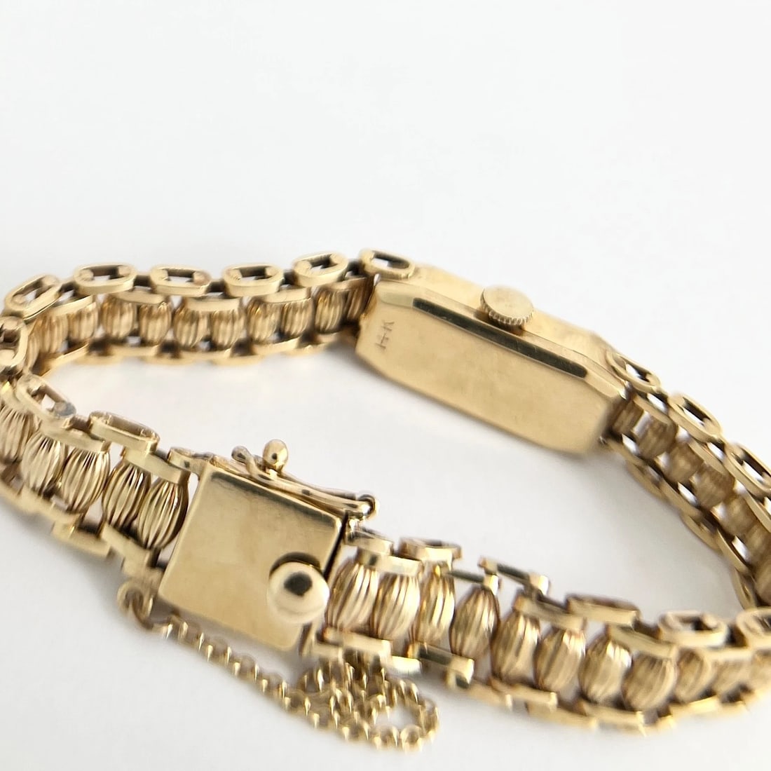 Vintage 1940's Classic Gold Mother of Pearl Watch 14K Yellow Gold, 23.76 Grams - 9