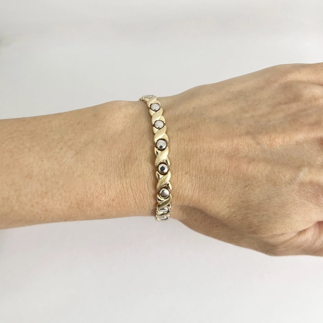 Vintage Two-Tone XO Chain Link Bracelet 14K Yellow White Gold, 7.66 Grams - 4