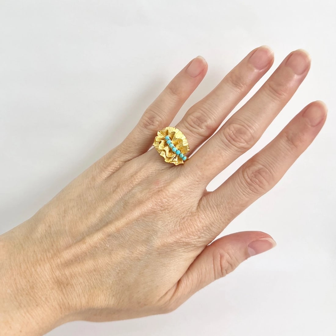 Vintage 1950's Cabochon Turquoise Ribbon Cocktail Ring 18K Yellow Gold, 5.87 Gr - 5