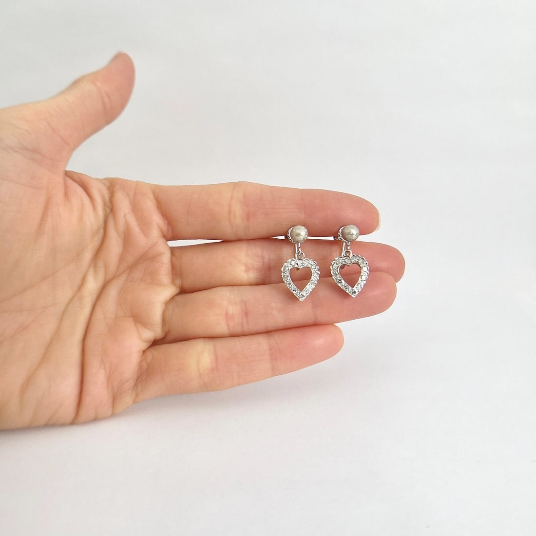 Vintage 1940's Diamond Heart Dangle Drop Earrings 14K White Gold, 3.21 Grams - 6