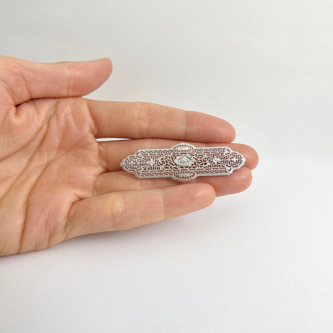 Antique Art Deco Diamond Filigree Long Brooch Pin 14K White Gold, 3.79 Grams - 3