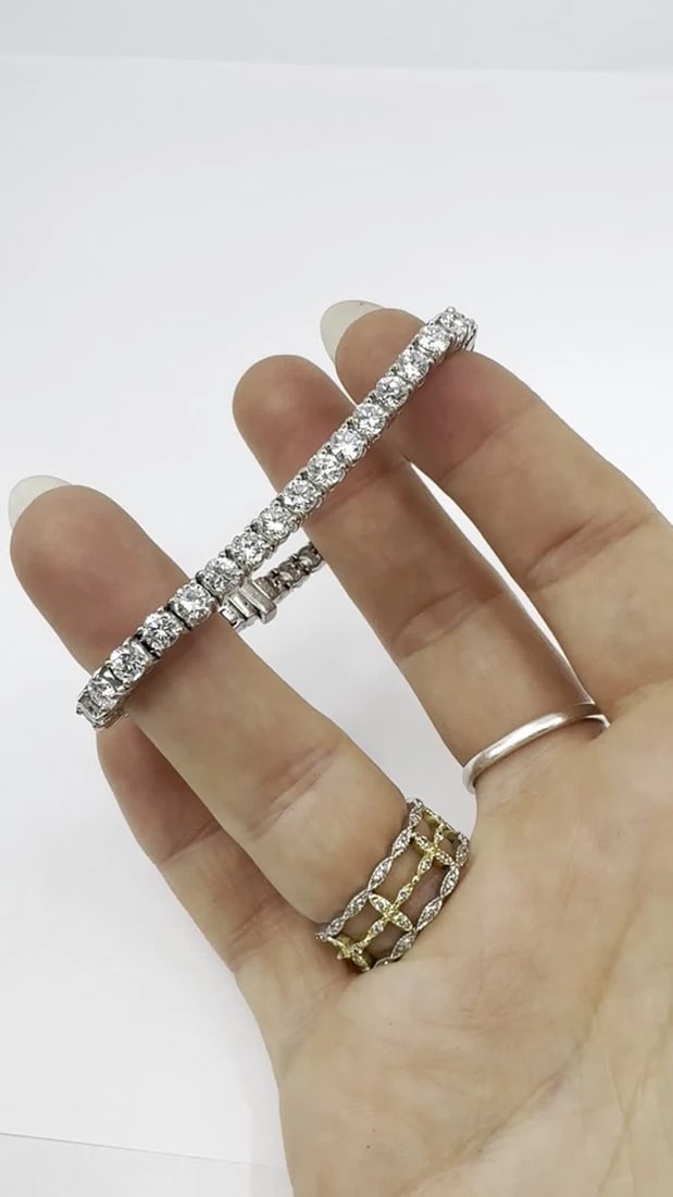 Vintage Cartier Platinum Diamond Tennis Bracelet - 2