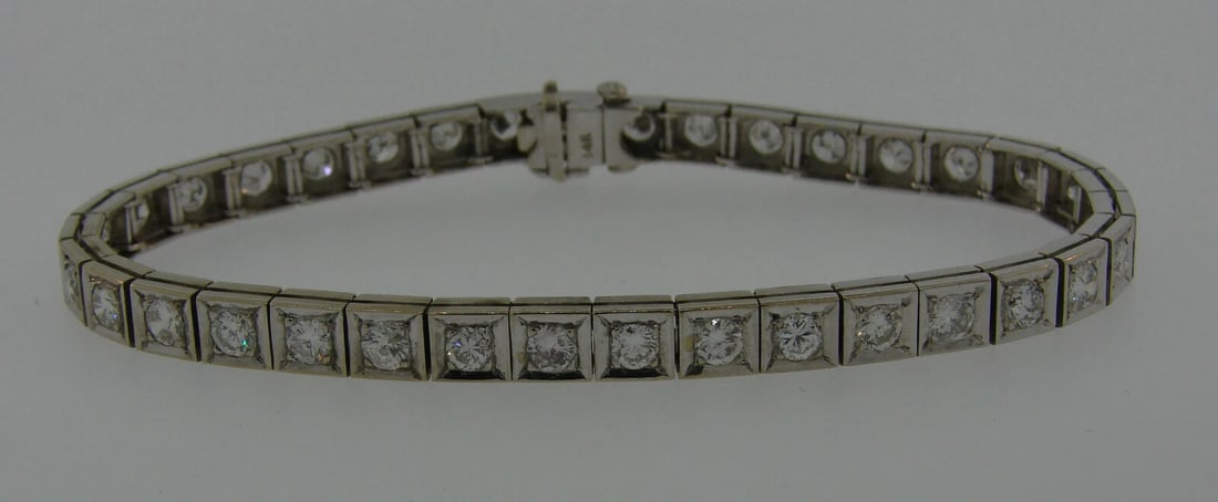 Diamond White Gold Tennis Line BRACELET 3.60 cts - 4