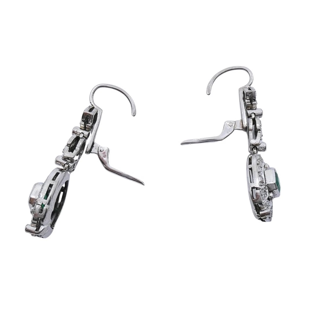 Art Deco-Style 12k White Gold Emerald Diamond Drop Earrings - 6