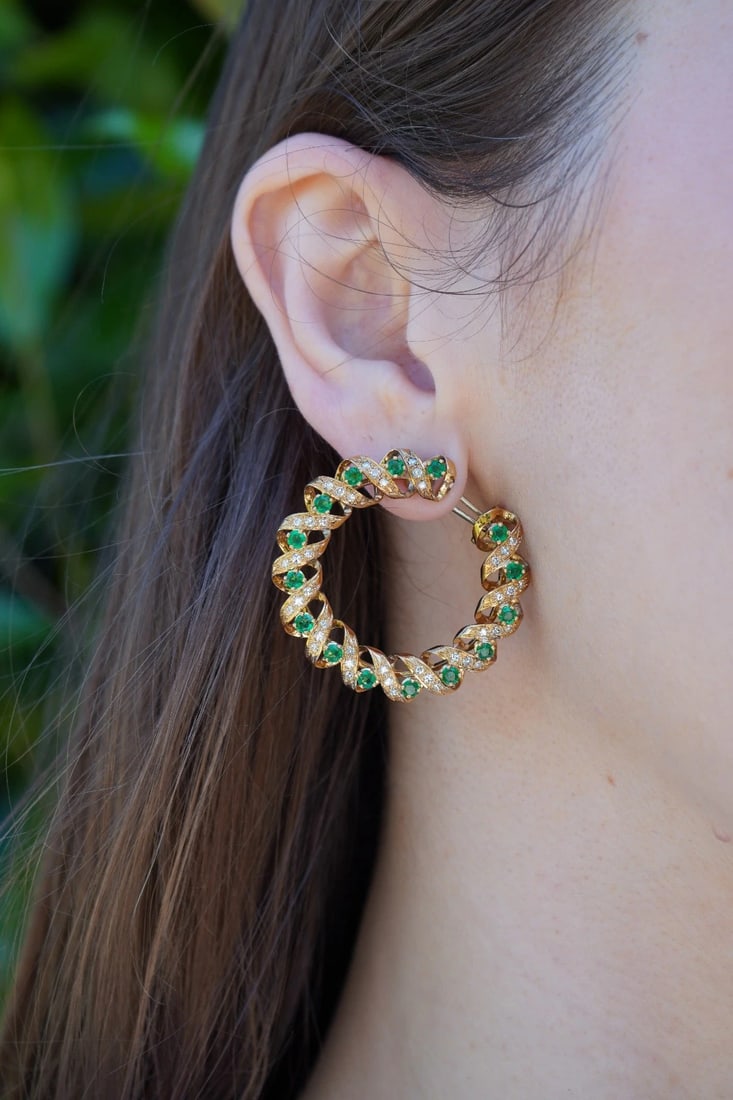 Vintage Asprey & Co. 18k Gold Diamond Emerald Circular Earrings - 3