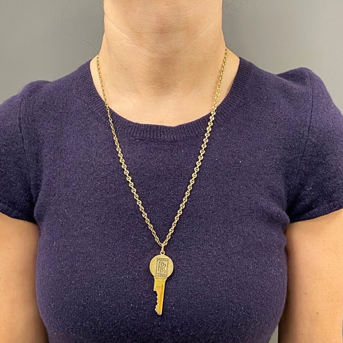 Vintage Cartier 14k Gold Rolls-Royce Key Pendant Necklace - 3