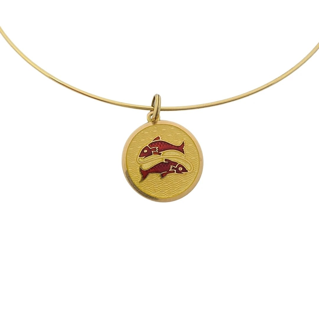 Vintage 18k Gold Red Enamel Pisces Zodiac Medallion Pendant Necklace - 4