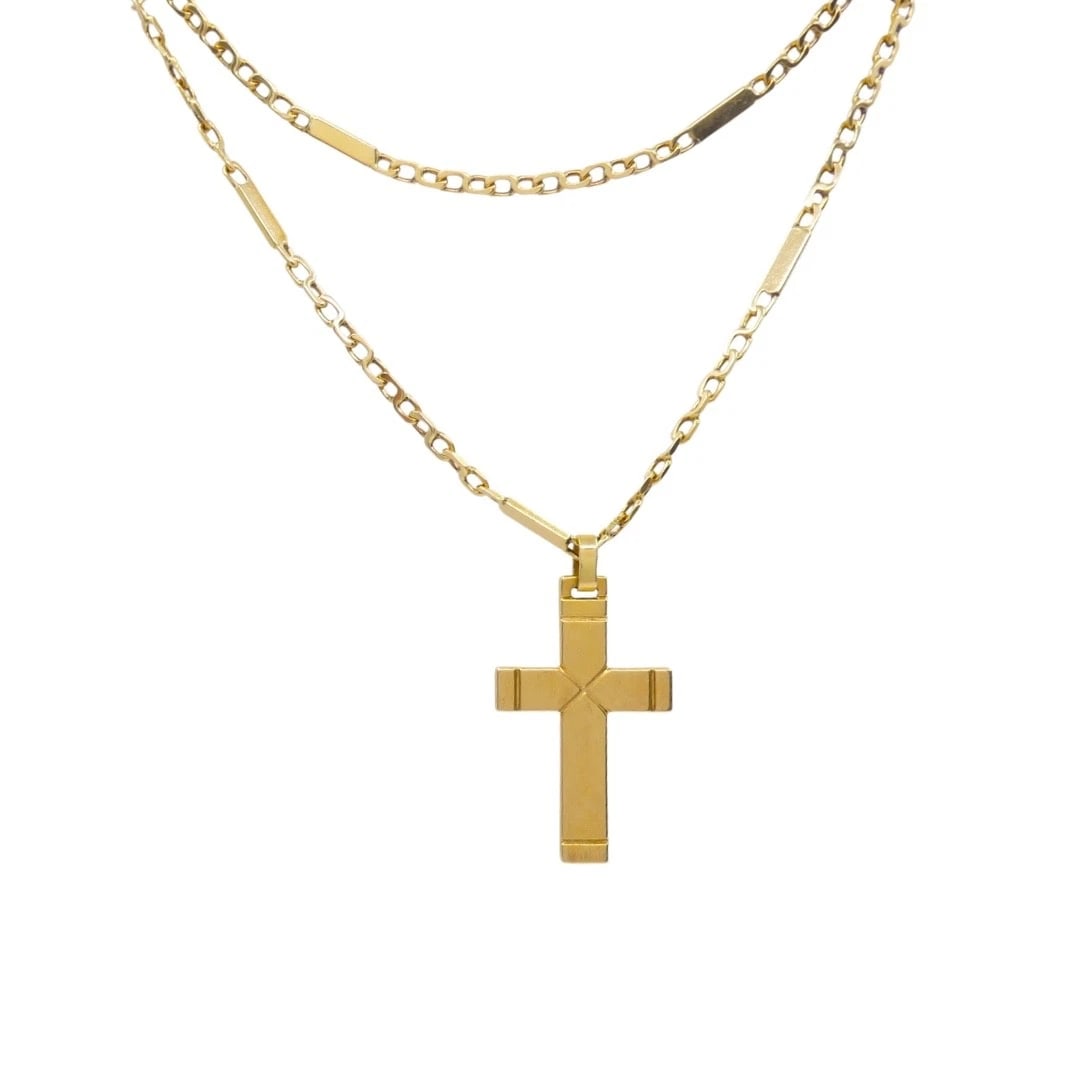 Vintage 14k Gold Cross Pendant Necklace: Title: Vintage 14k Gold Cross Pendant Necklace Description: ES NOOO Product details: Materials: 14k Gold Weight: Pendant - 9 Grams Chain - 27.2 Grams Measurement: Pendant - 1 11/16" x 1 1/16" Chain - 
