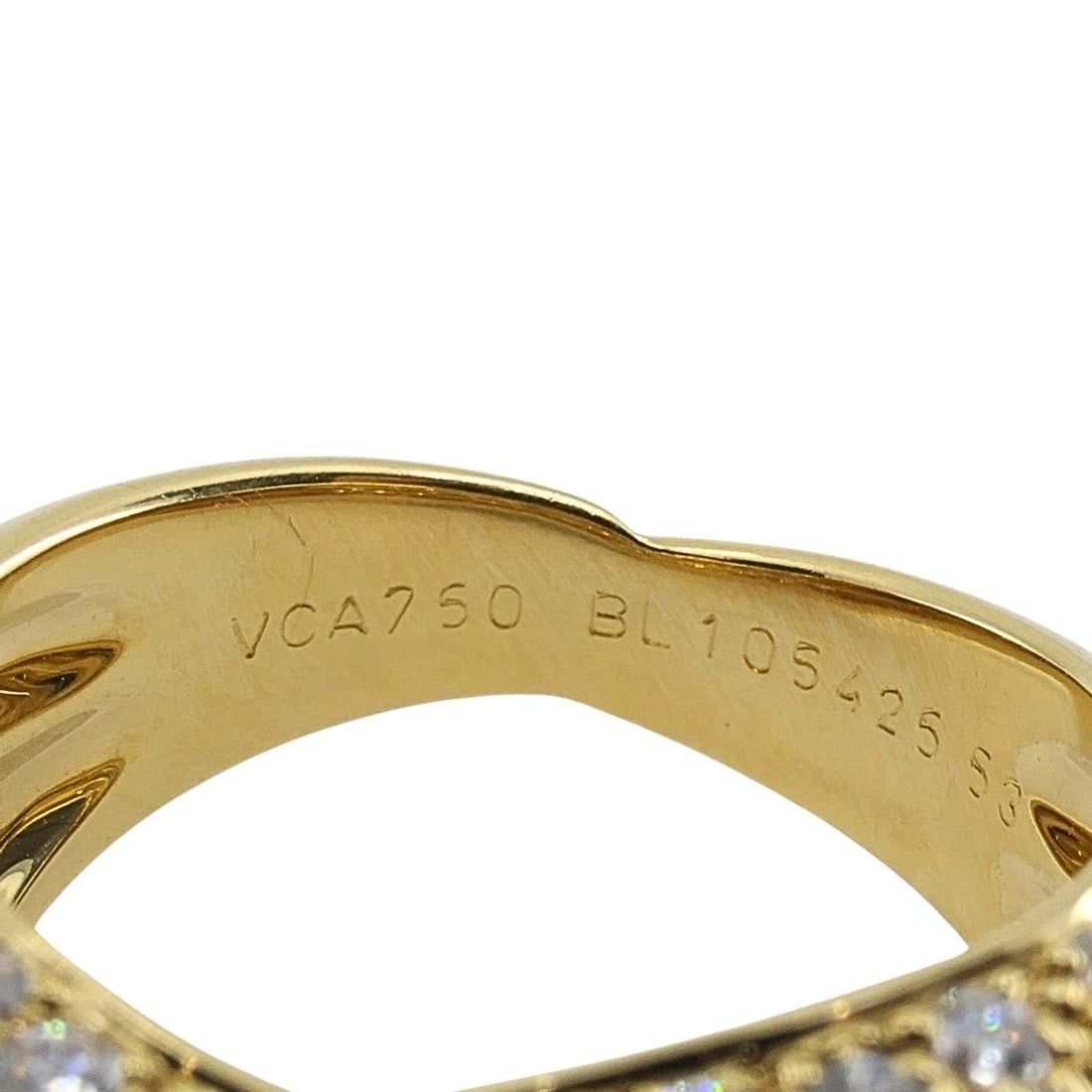 Van Cleef & Arpels 18k Gold Pave Diamond Bombe Crossover Ring - 15
