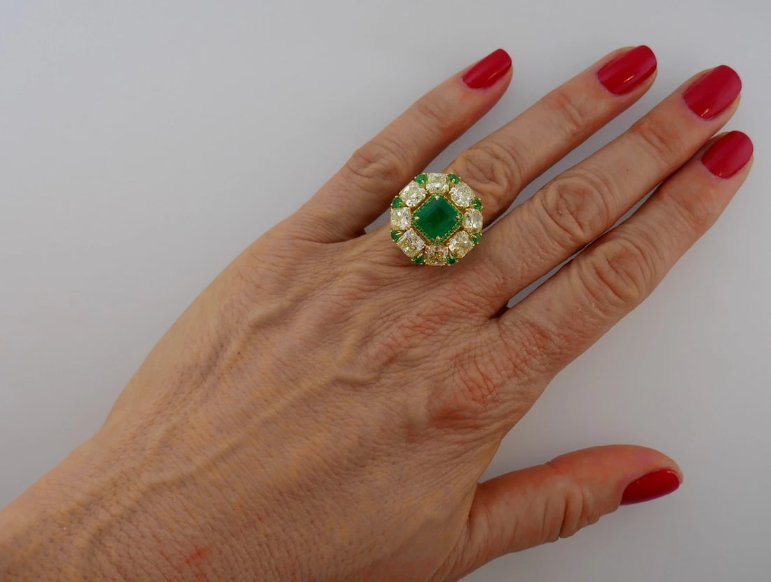 2.24-ct Emerald 8.28cts Diamond Yellow Gold RING Cocktail Chic - 5