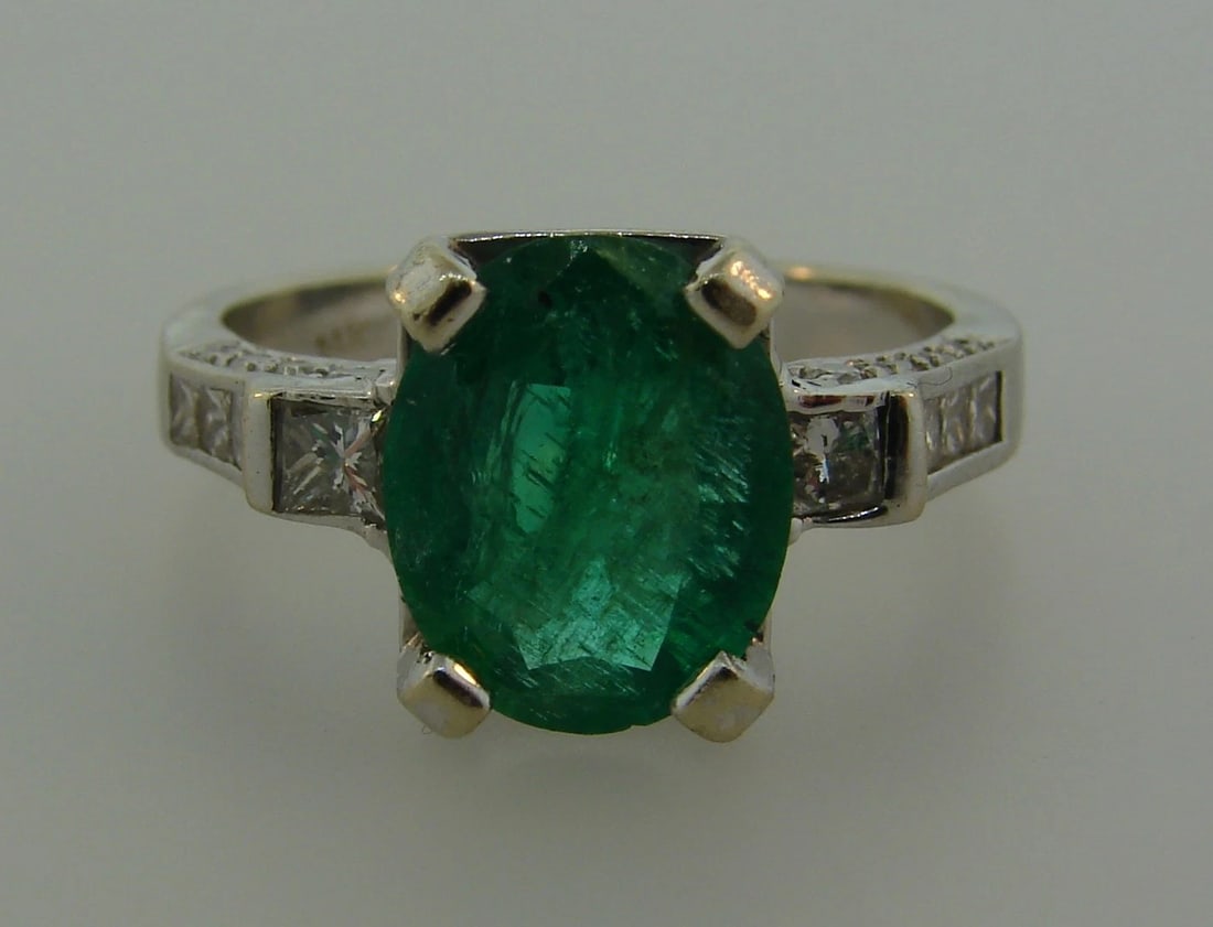 Emerald Diamond White Gold RING Solitaire with Accents - 3