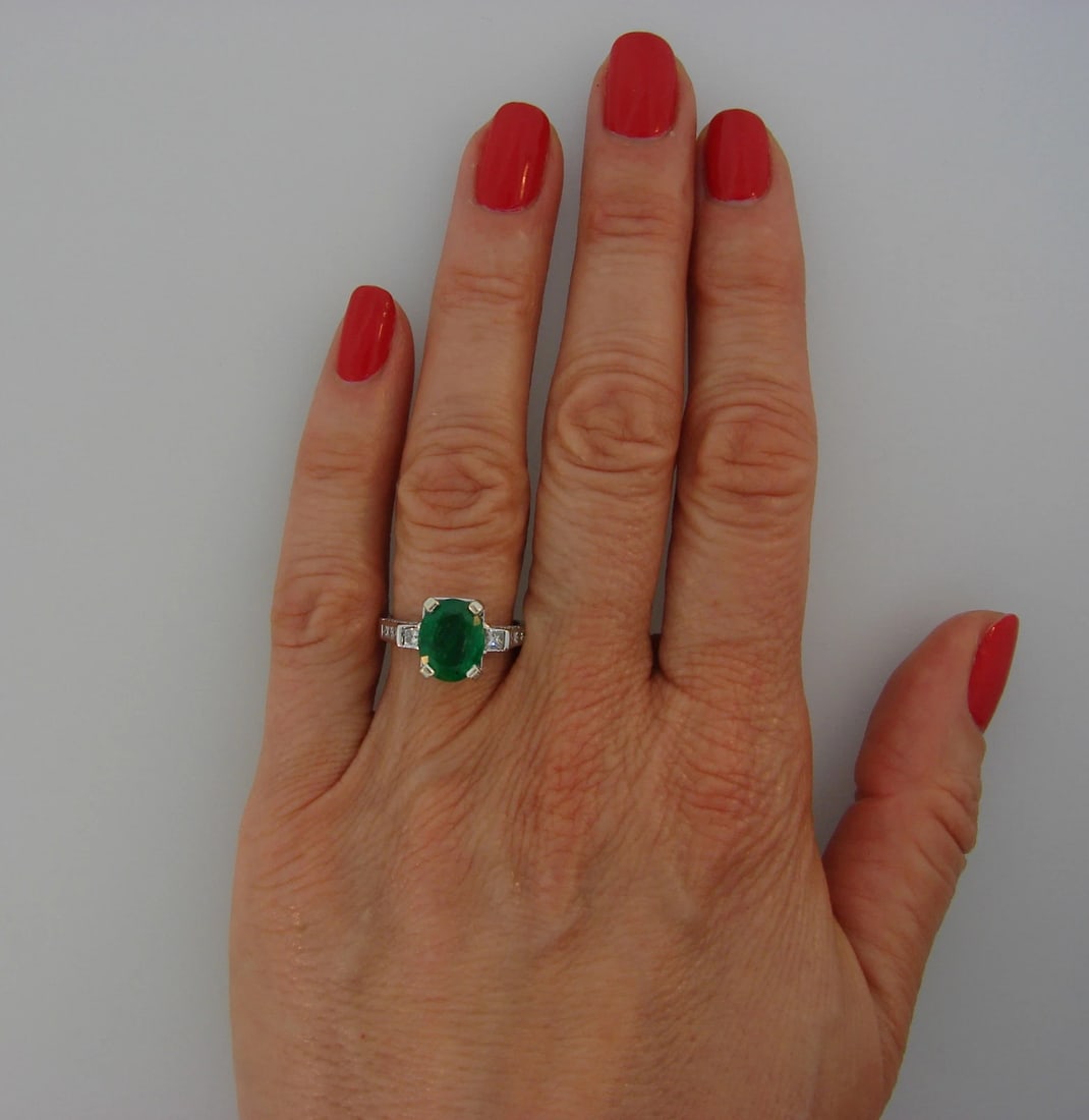 Emerald Diamond White Gold RING Solitaire with Accents - 4