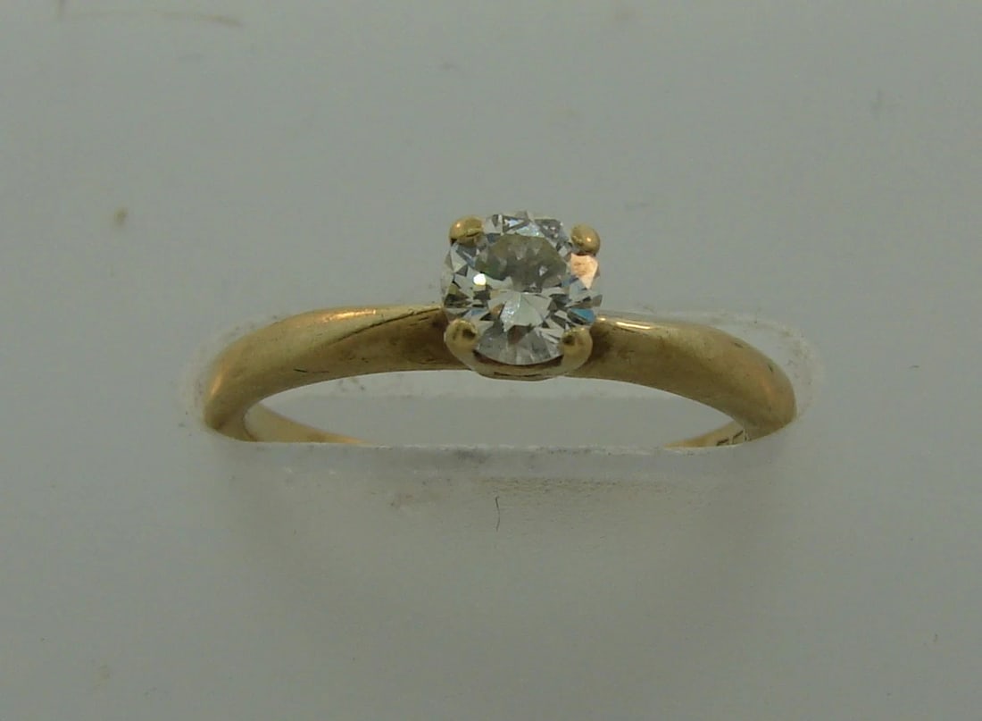 Timeless DIAMOND YELLOW GOLD SOLITAIRE RING Feminine Delicate Classy (1 of 9)