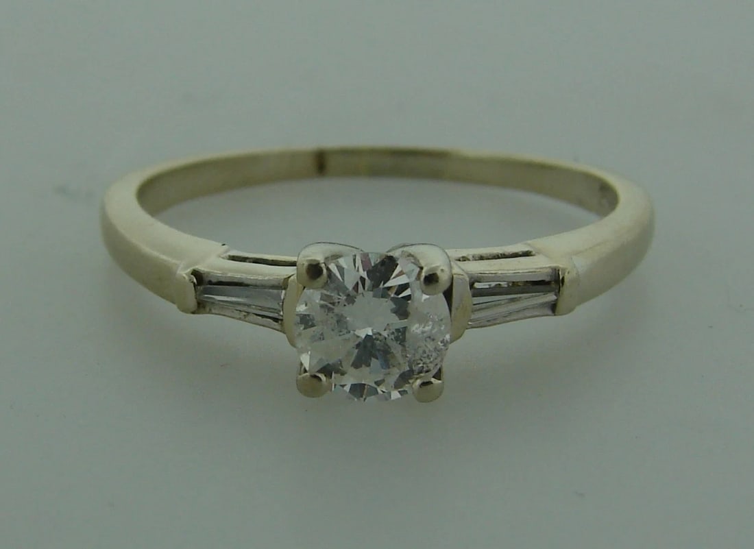 Classy DIAMOND WHITE GOLD SOLITAIRE RING Engagement Timeless - 5