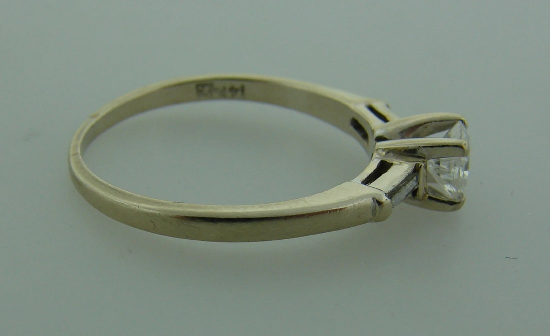 Classy DIAMOND WHITE GOLD SOLITAIRE RING Engagement Timeless - 6