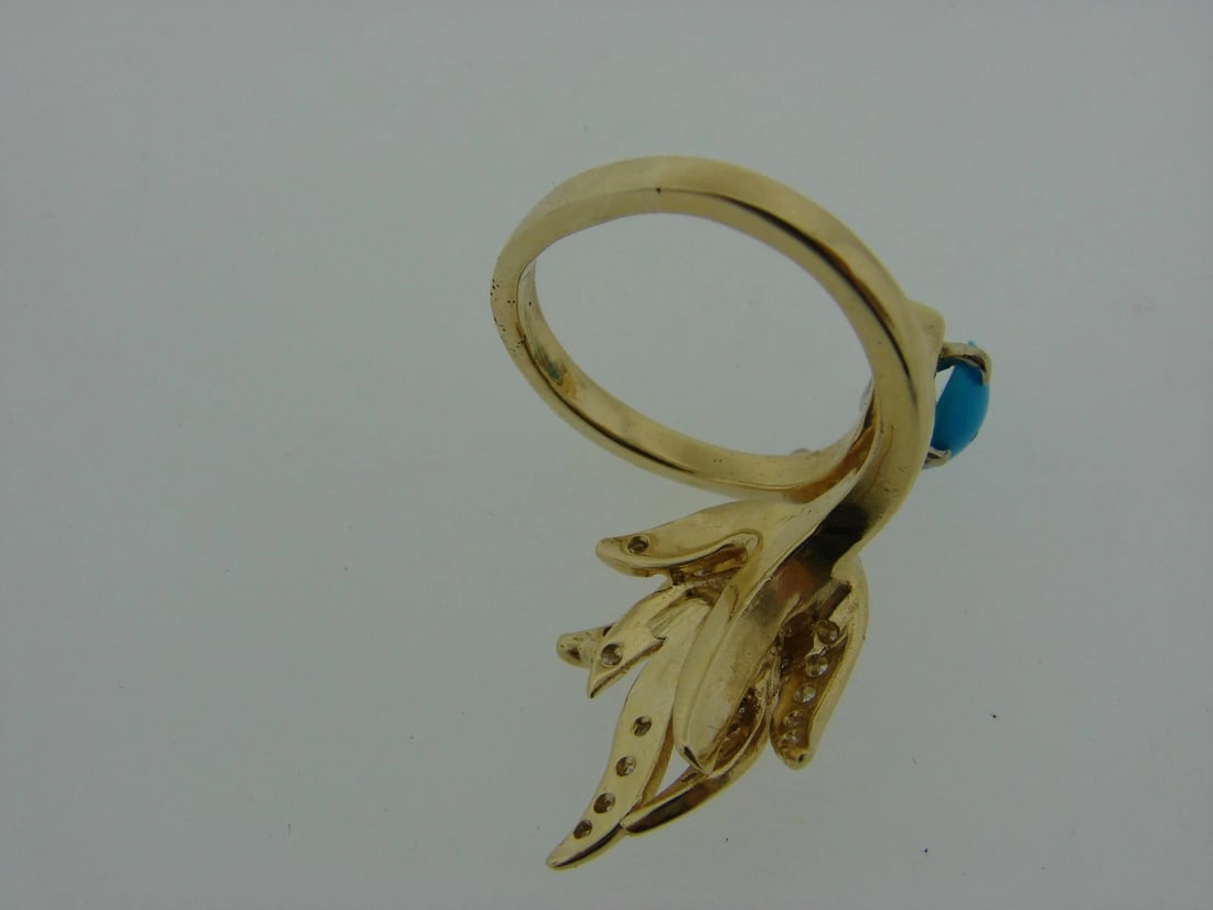 14K YELLOW GOLD TURQUOISE DIAMOND COCKTAIL RING - 6
