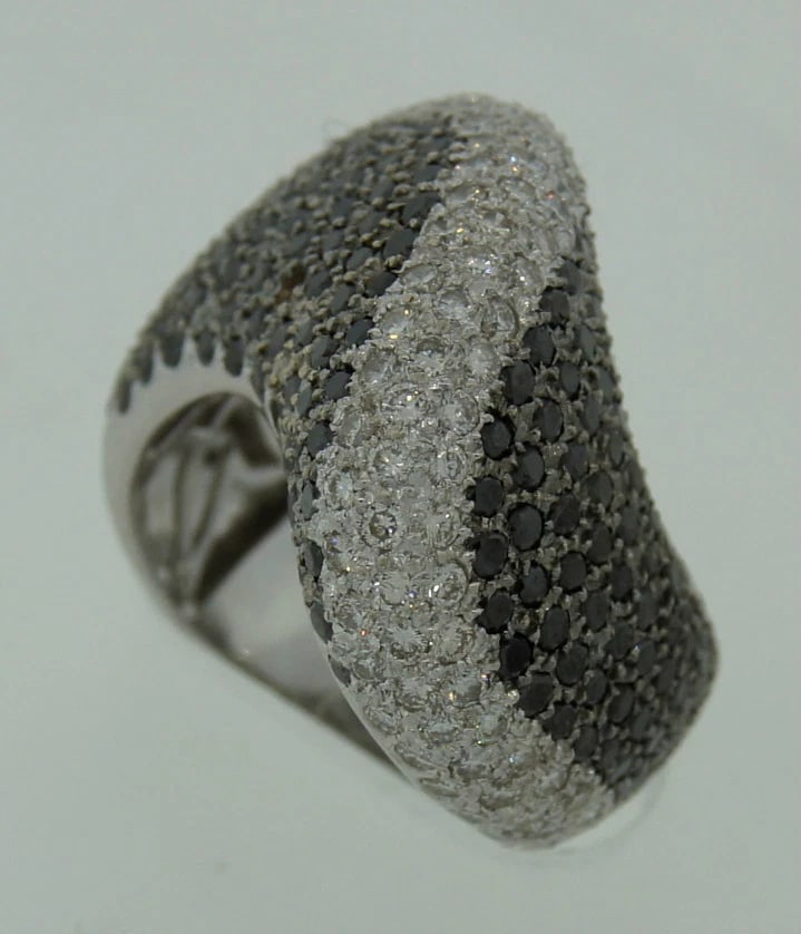 Chic SIMON & IGAL 4.50 cts BLACK & WHITE DIAMOND 18k WHITE GOLD RING - Amazing - 4
