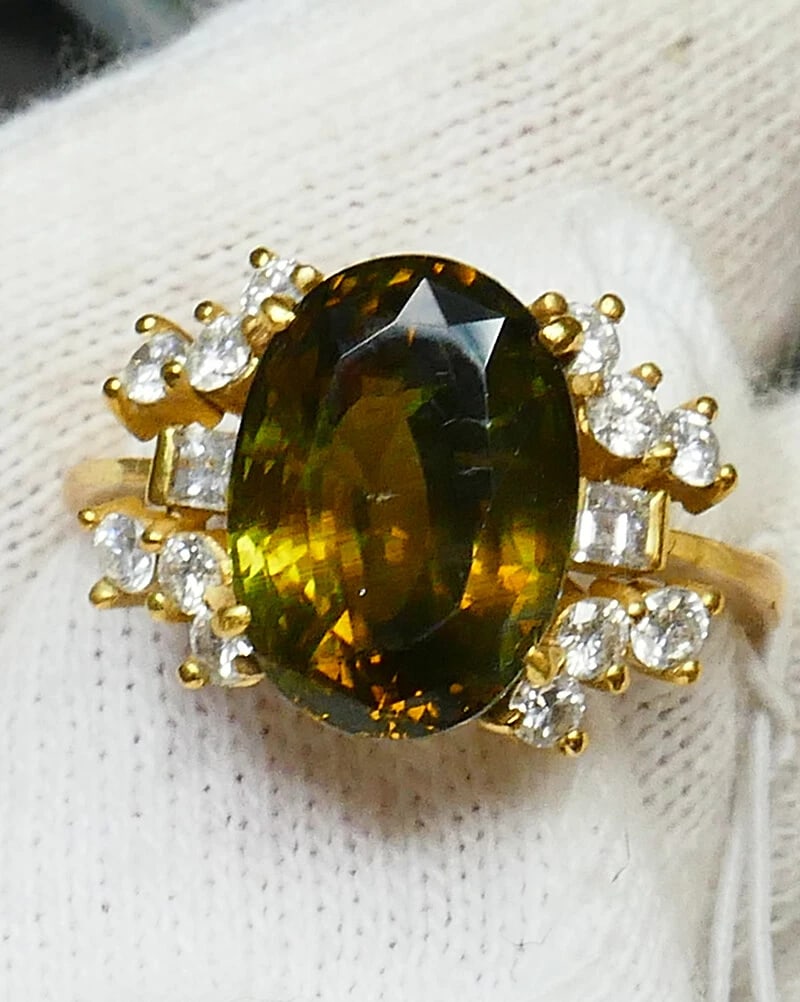 1980s 4.62-ct AFRICAN ALEXANDRITE DIAMOND YELLOW GOLD RING - Elegant Vintage - 10
