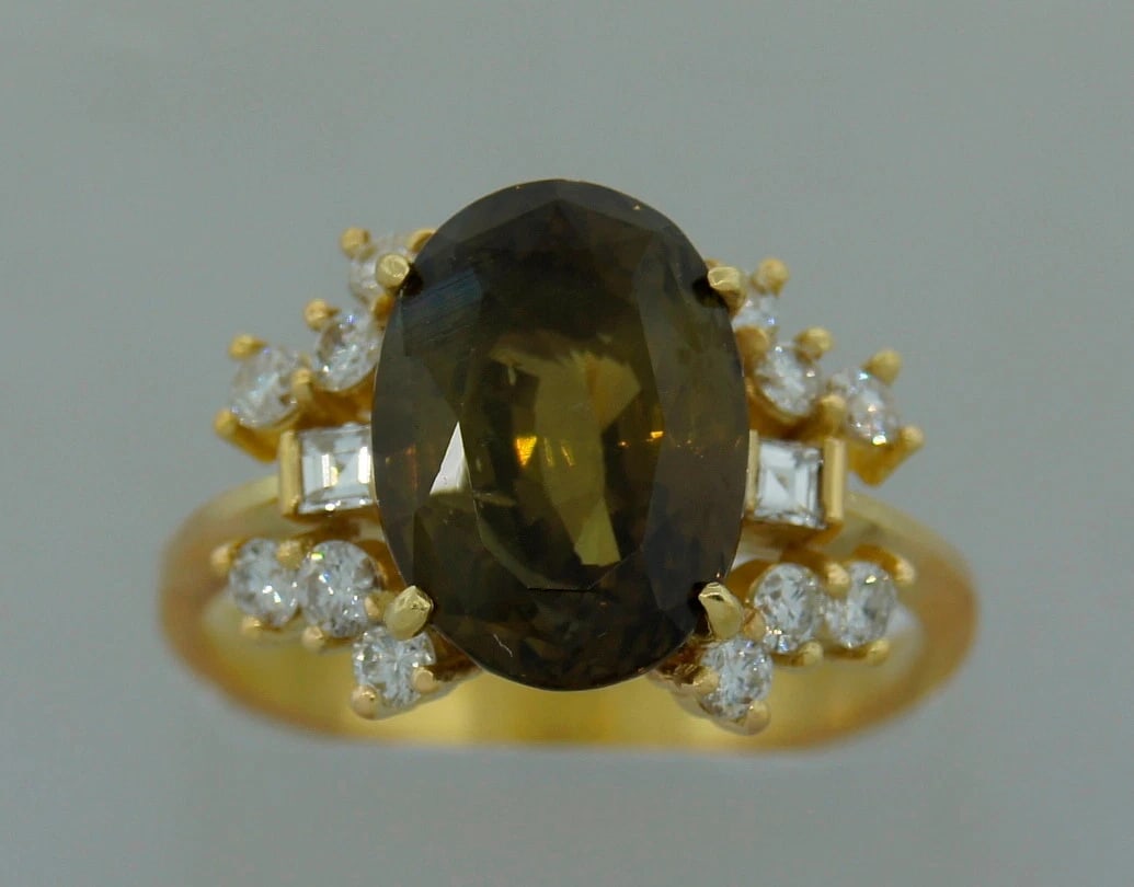 1980s 4.62-ct AFRICAN ALEXANDRITE DIAMOND YELLOW GOLD RING - Elegant Vintage - 3