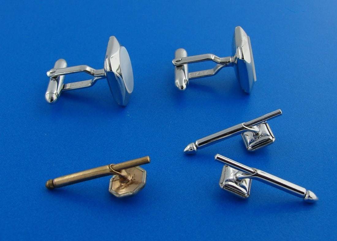 SWANK MOTHER-OF-PEARL WHITE METAL CUFFLINKS STUD SET in Box Unisex - 4