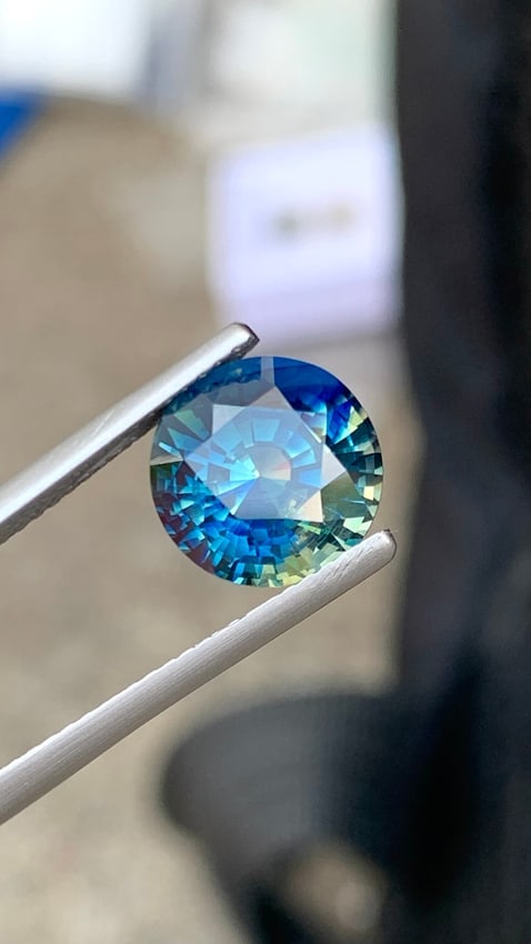 Certified Round Cut Mutli Color Sapphire Gemstone - 4