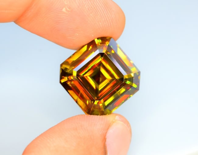 28 CT Sparkling Full Fire Titanite Rare Sphene Gemstone - 4