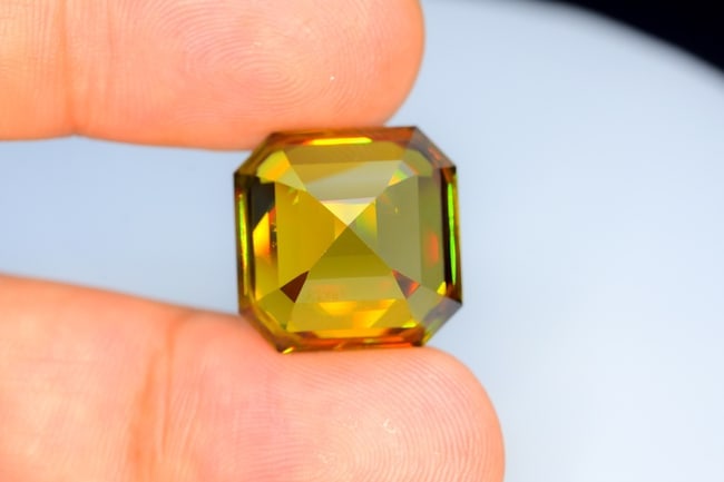 28 CT Sparkling Full Fire Titanite Rare Sphene Gemstone - 7