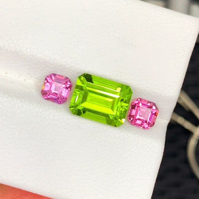 Olive Green Peridot Gemstone with Pink Spinel Pair For Ring Making - 4