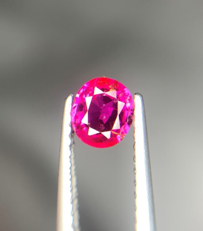 0.75 Carat Natural Sparkling Pinkish Red Ruby Gemstone From Mozambique - 4