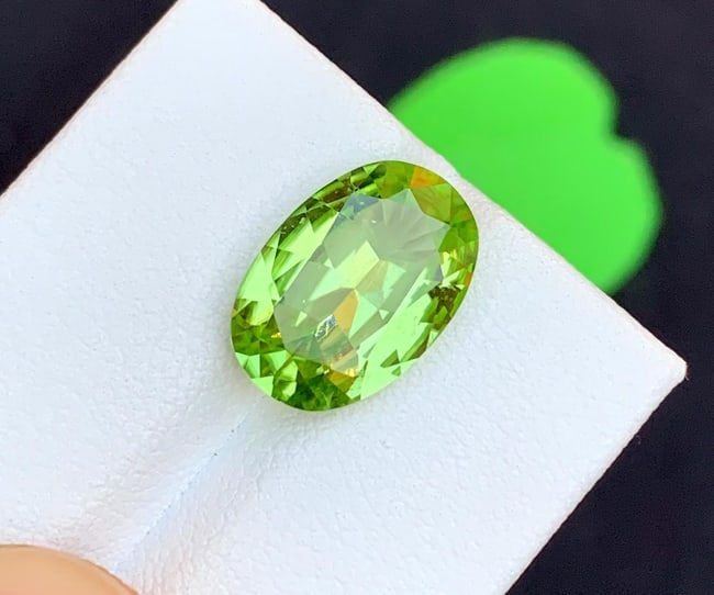 Natural Peridot Gemstone: 5.60 Carat Oval Cut, August Birthstone - 5
