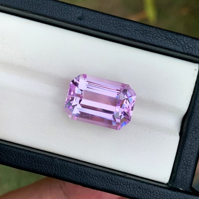 Lilac Kunzite Ring Stone, Emerald Cut Pink Kunzite Gemstone For Jewelry - 2