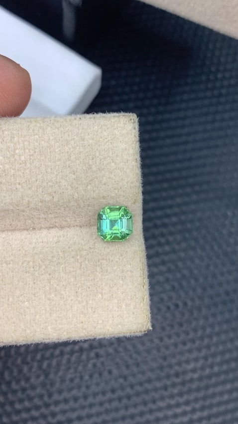 Jewelry Size Mint Green Tourmaline Asscher Cut Gemstone From Afghanistan - 0.790 Carat: Title: Jewelry Size Mint Green Tourmaline Asscher Cut Gemstone From Afghanistan - 0.790 Carat Description: Gemology: * Weight : 0.790 carat * Dimension : 5.1*5*4 mm * Origin : Afghanistan * Colour: