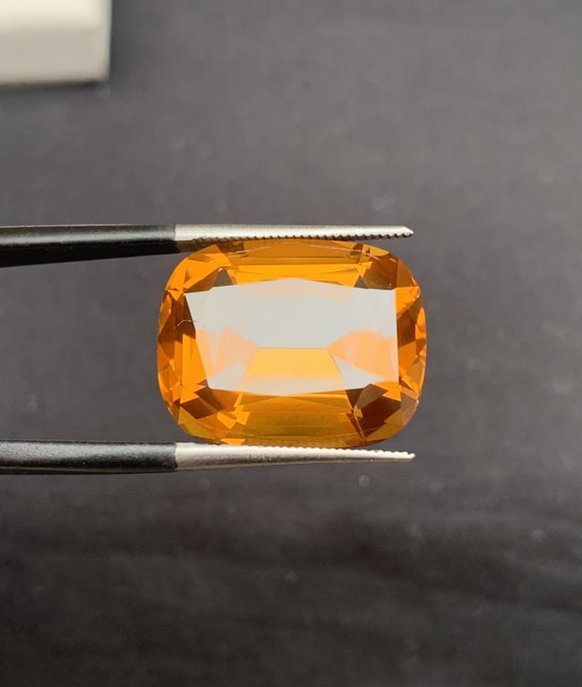 16.00 Carats Natural Maderia Citrine Gemstone Step Cushion Cut - 2